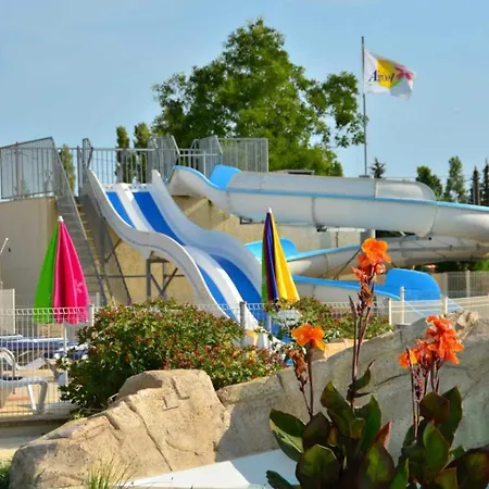 4 Etoiles - Piscine - Ccb0hei Camping